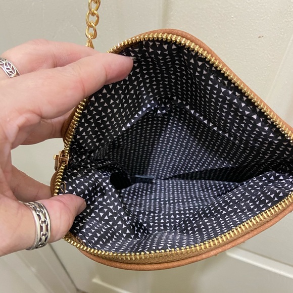 NEW Antik Kraft Crossbody gorgeous brown leather. - Picture 3 of 10